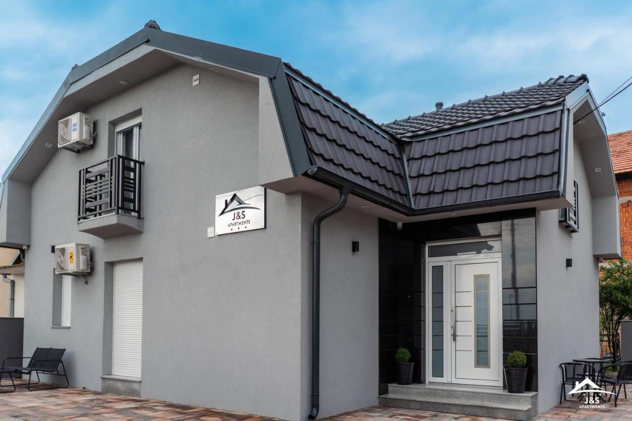 J&S Apartments Ni Εξωτερικό φωτογραφία