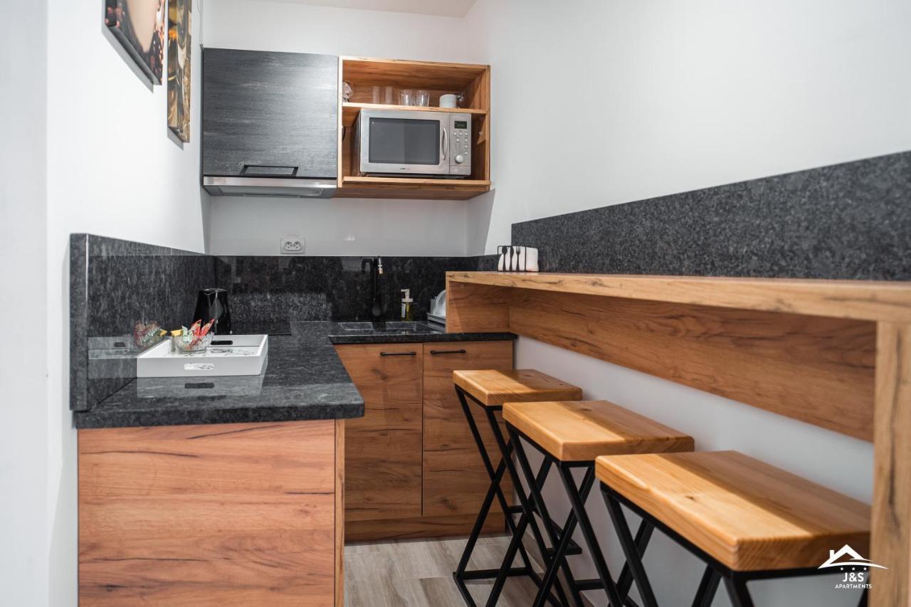 J&S Apartments Ni Εξωτερικό φωτογραφία