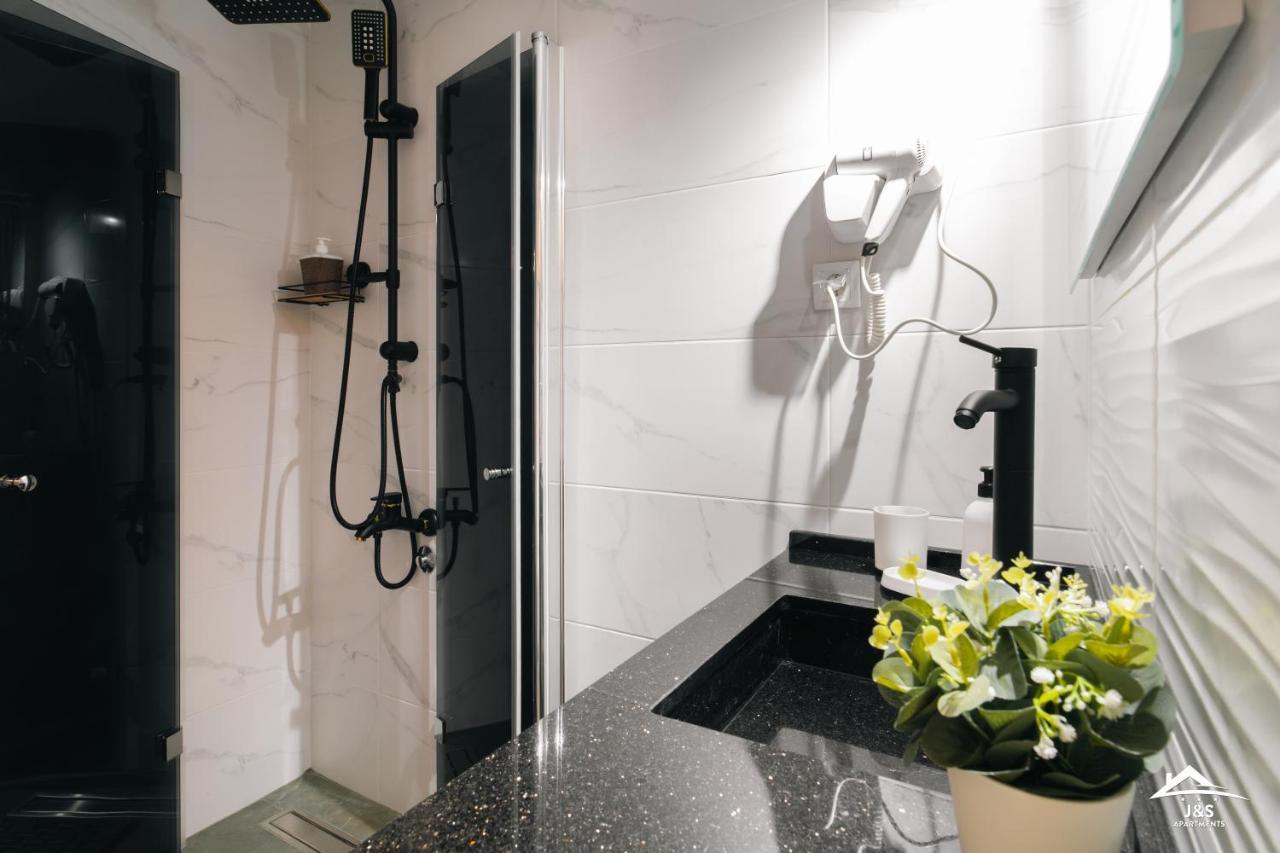 J&S Apartments Ni Εξωτερικό φωτογραφία